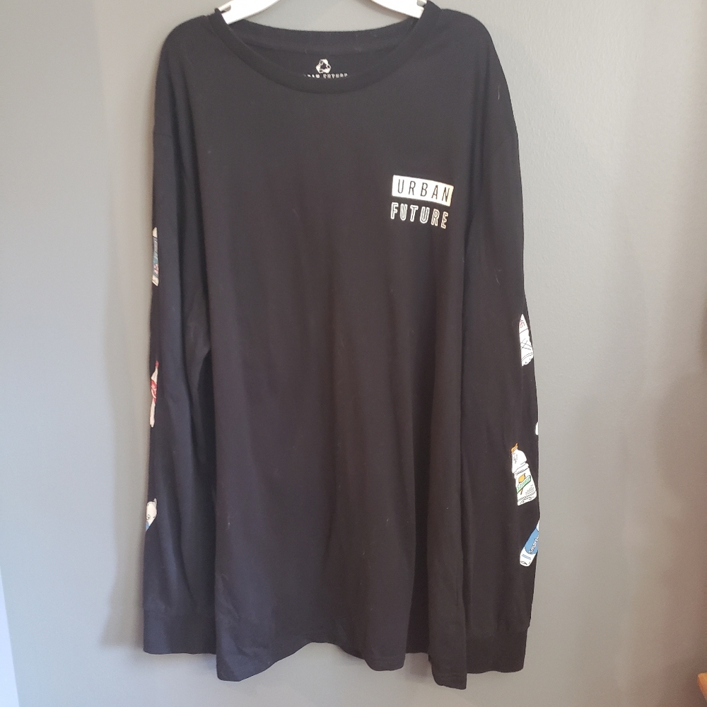 Urban future / urban planet. The size is M. Manly black in color